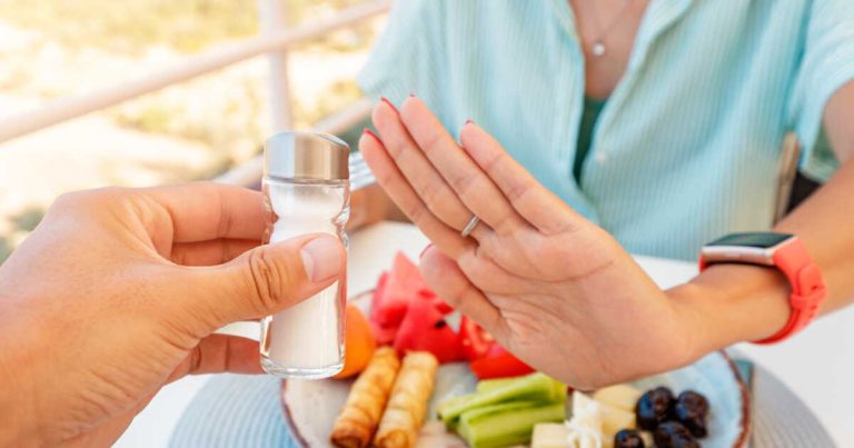 Cardiologist lists the 5 foods you must avoid to protect your heart