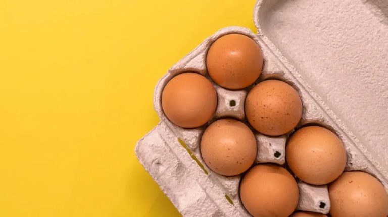 Eggs and the common mistake that encourages dangerous bacteria growth
